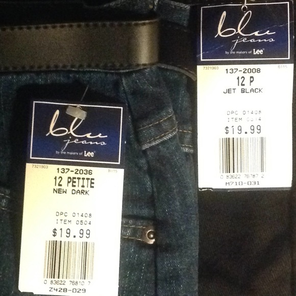 Two pairs Lee easy fit jeans - Picture 5 of 8